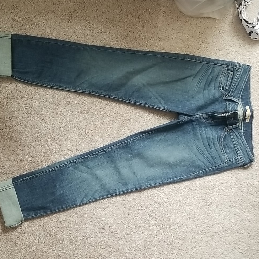 Skinny jeans